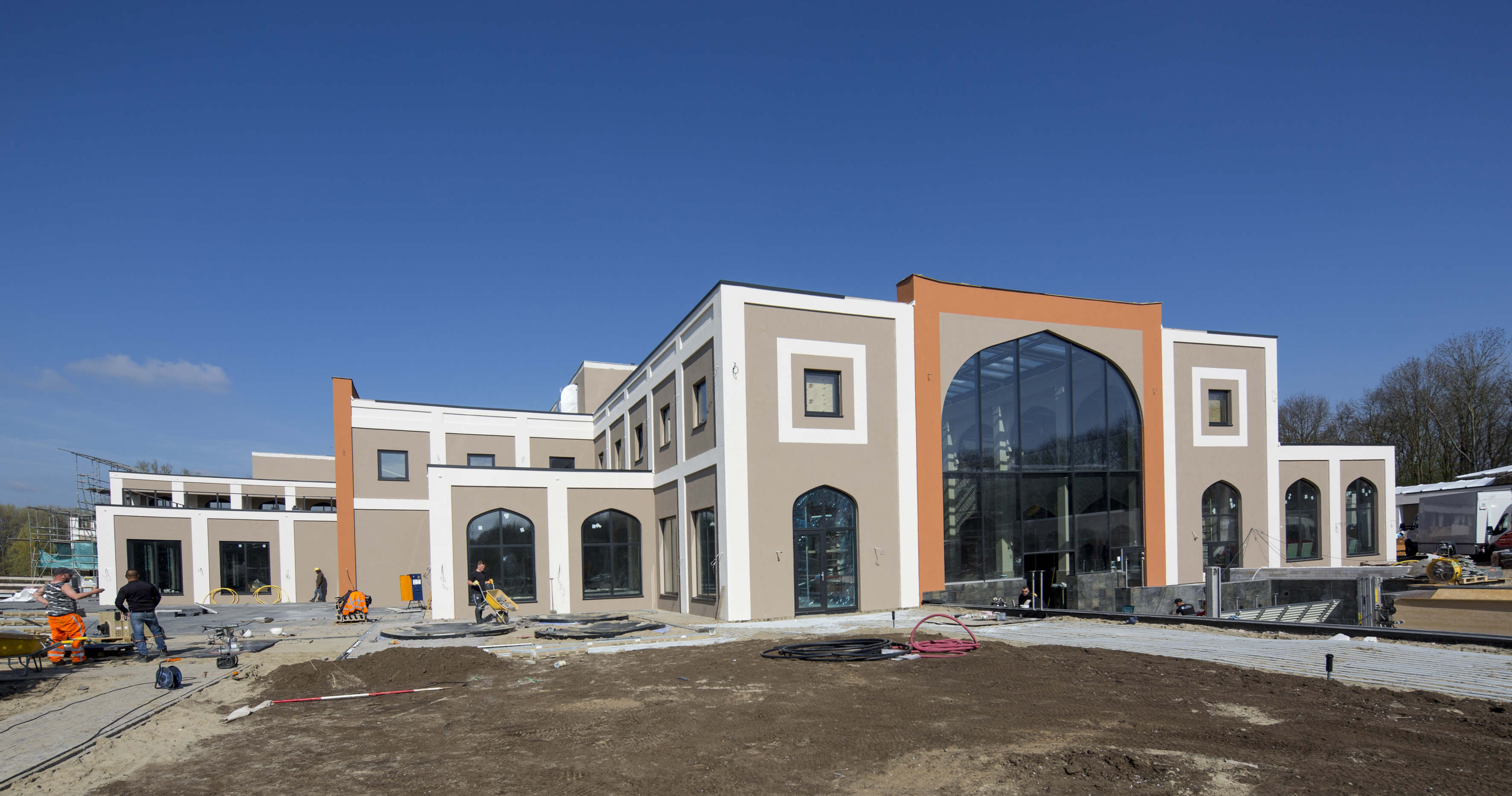 Vochtbestendige Powerpanel H2O van Fermacell toegepast in luxe, duurzaam en innovatief wellness resort in Oosterse sfeer